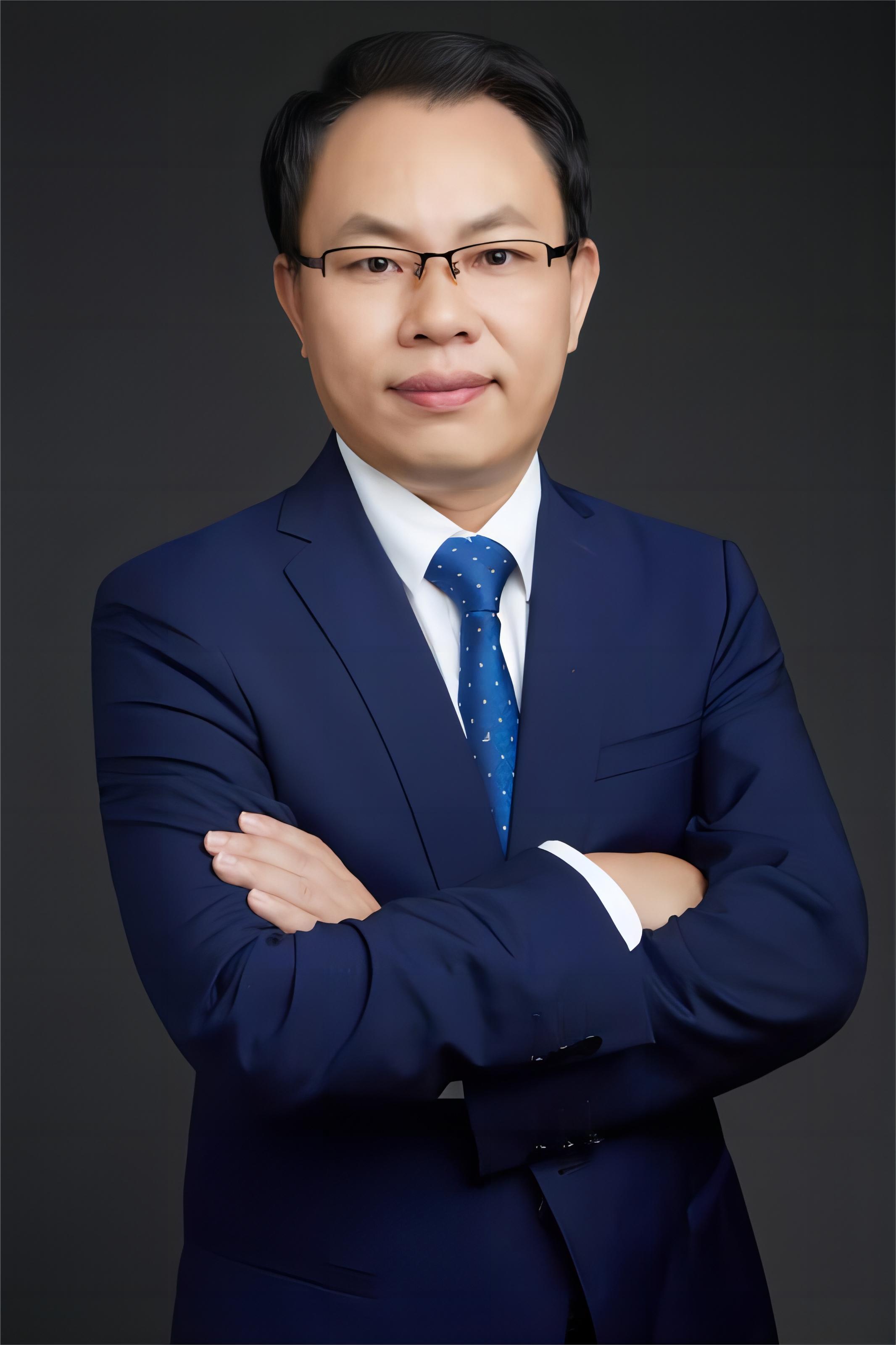 李华平1.jpg