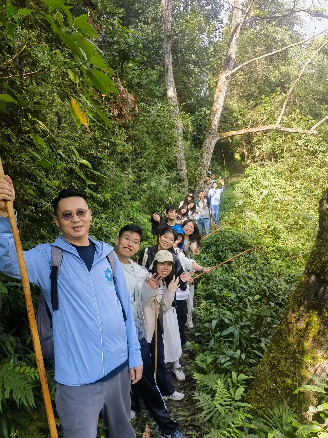 1730858289131454.jpg df5c2f957bf6181f533da0ee2e85833.jpg