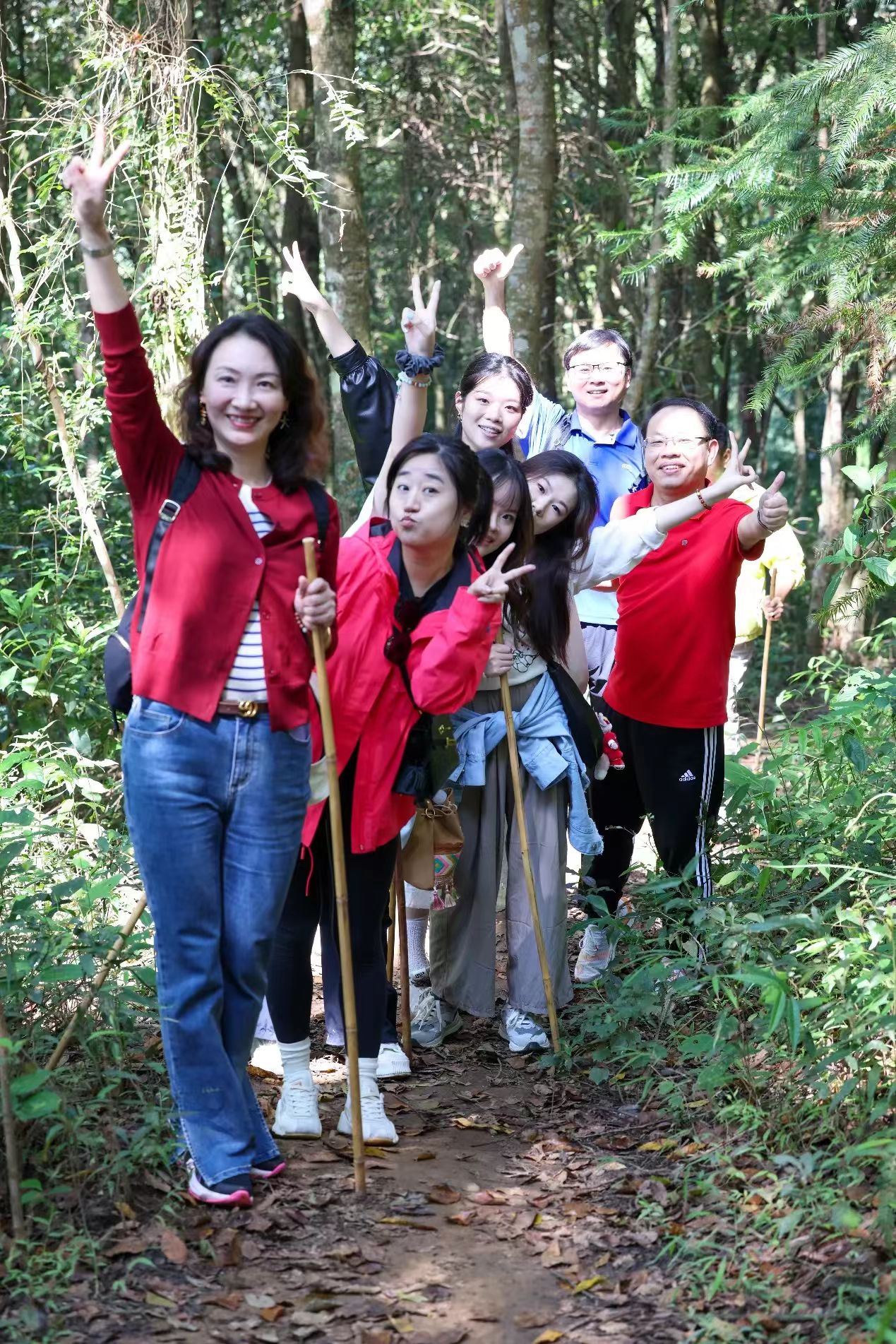 1730858390663744.jpg 53b2737558c4f5bd360d9c53e185abd.jpg