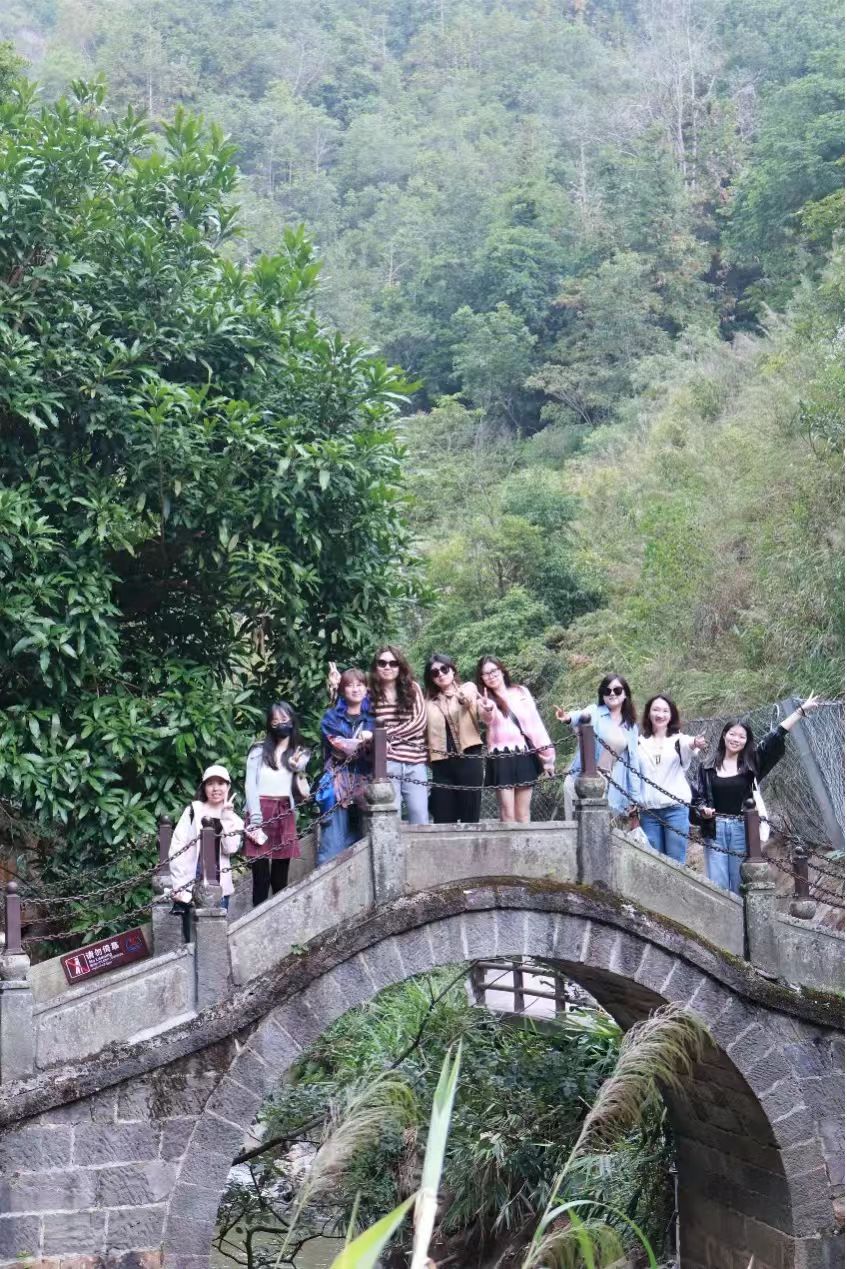 1730858556873858.jpg 23b8bd3175a11e099e056d786bd5139.jpg