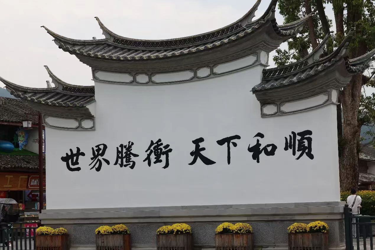 1730858601214528.jpg 065e0d6bc78592d11f3a587b28685bb.jpg