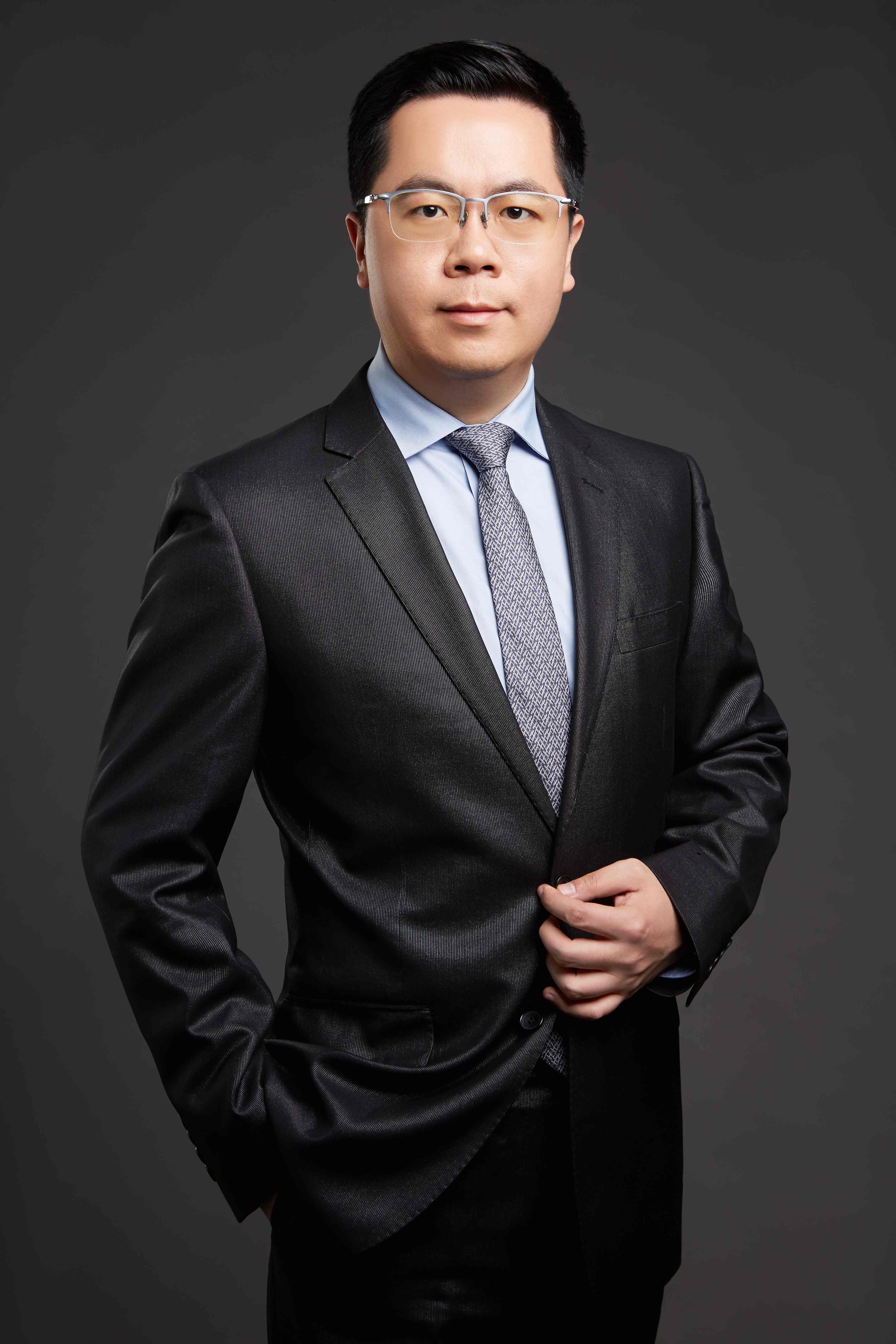 王晓鹏(1).jpg